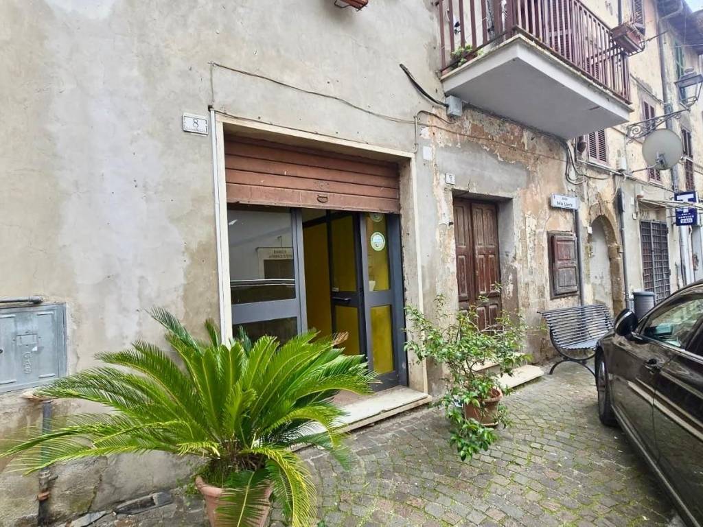 Immobile a Labico in Piazza della Libertà - Foto 2