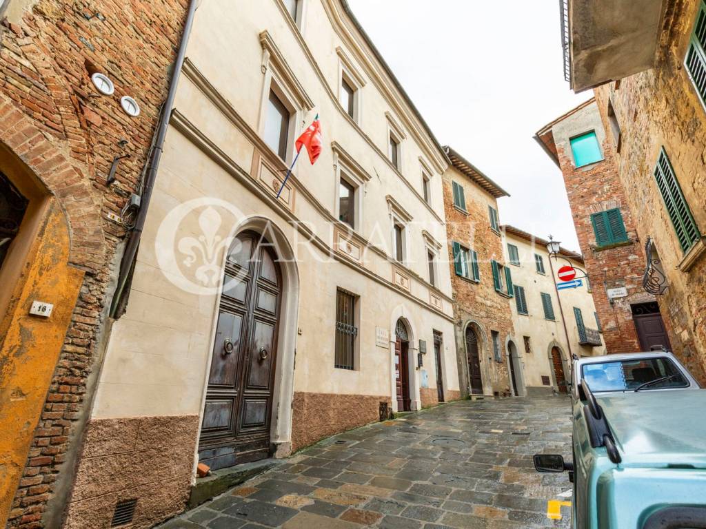 Palazzo / stabile a Montepulciano in Via di Gracciano nel Corso - Foto 4