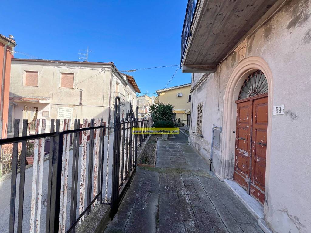 Villa a Atri in Via Borgo Nuovo, 64 - Foto 2