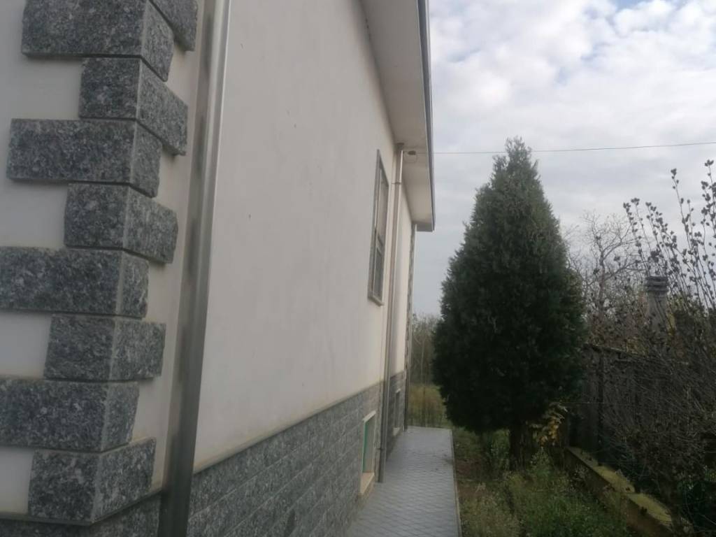 Villa a Alessandria in Via Aldo Diani - Foto 2