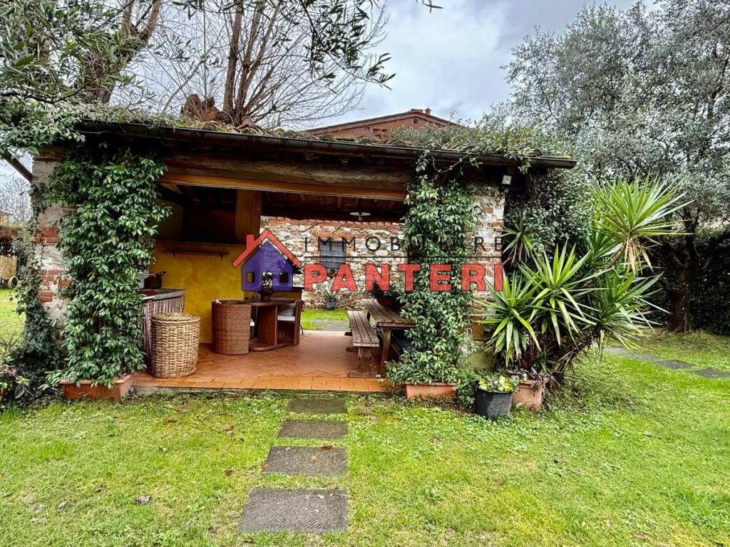 Rustico / casale a Lucca in Via di Sant'Alessio, 703 - Foto 4