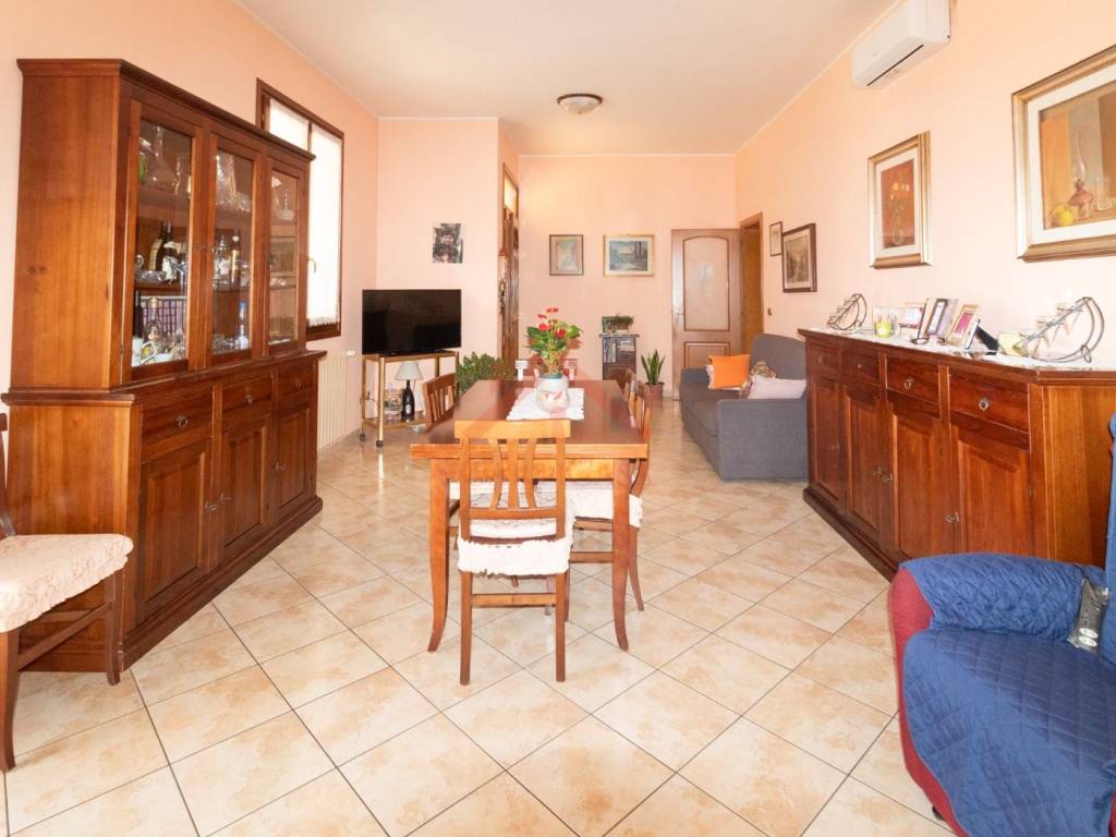Villa a Novi di modena in Via Chiesa Sud - Foto 3