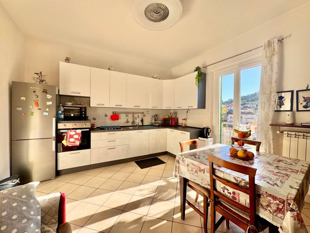 Appartamento a Imperia in Via Giuseppe Airenti, 44 - Foto 4