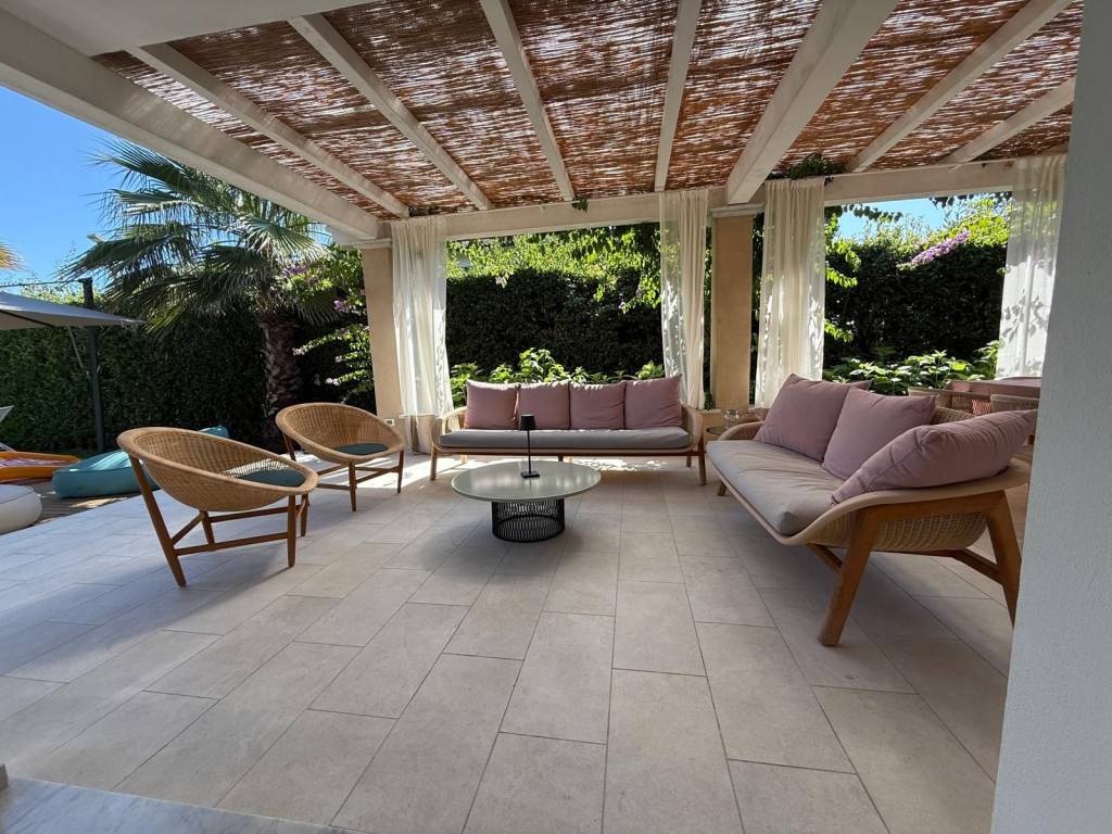 Villa a Forte dei marmi in Via Giuseppe Viner - Foto 5