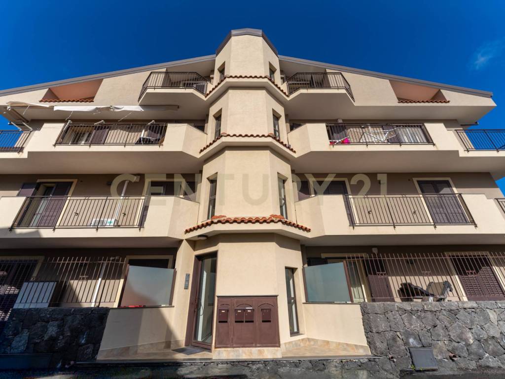 Appartamento a Belpasso in Via Turati, 13 - Foto 2