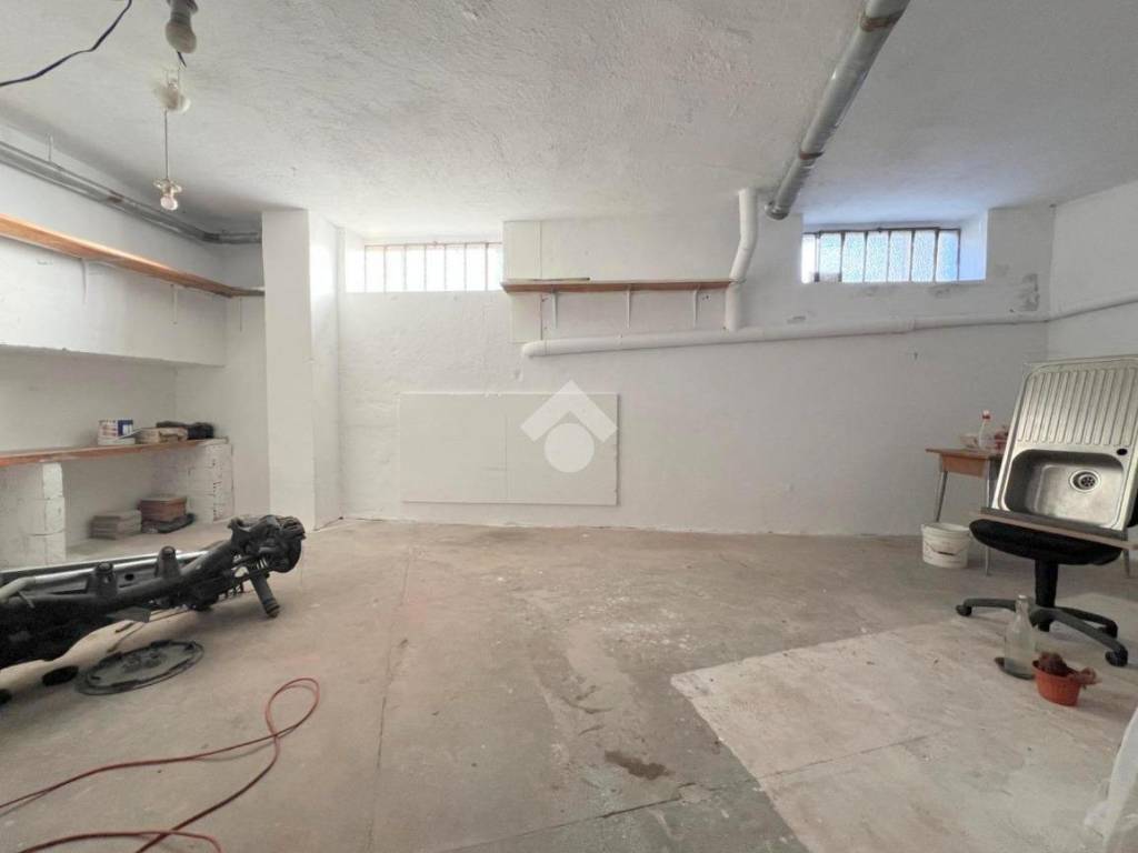 Box / garage a Asti in Via Alessandro Lamarmora, 44 - Foto 2