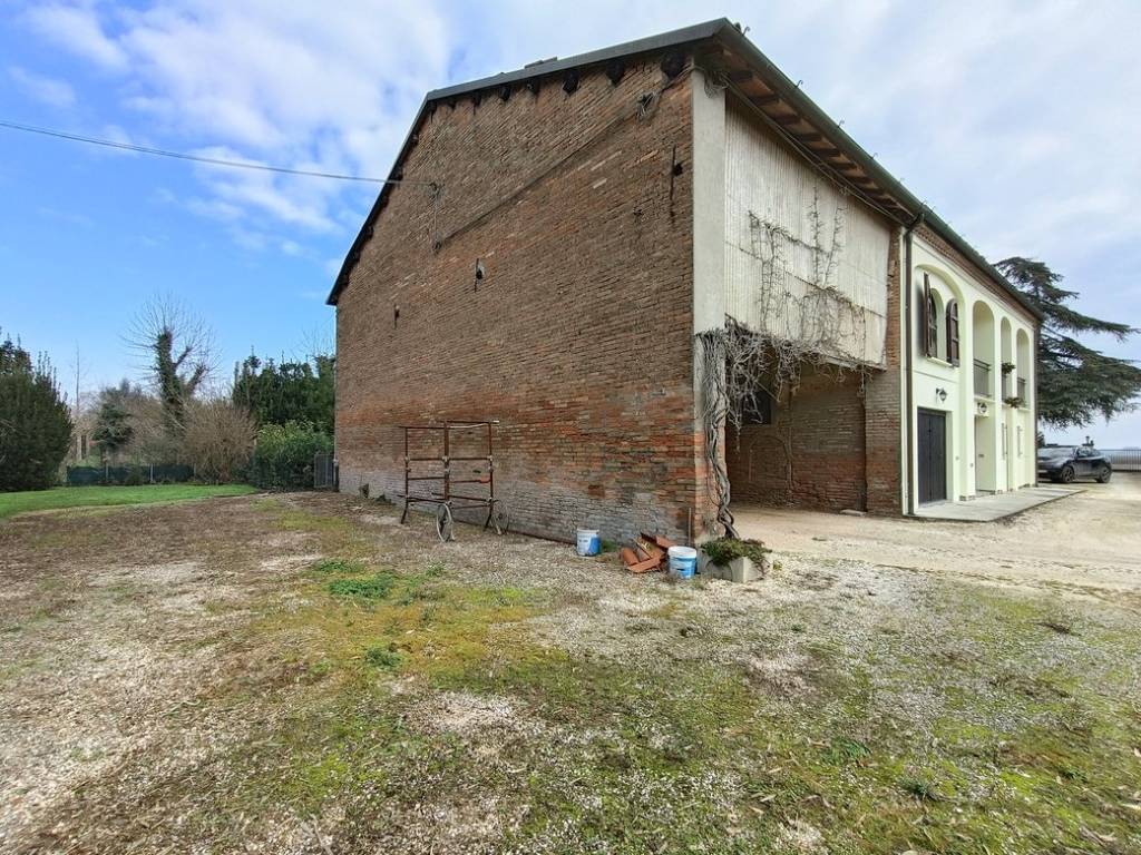 Villa a Lugo in Via Fiumazzo, 433 - Foto 3