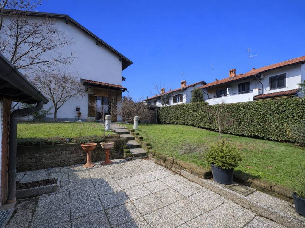 Villa a Robecco sul naviglio in Via per Magenta - Foto 3