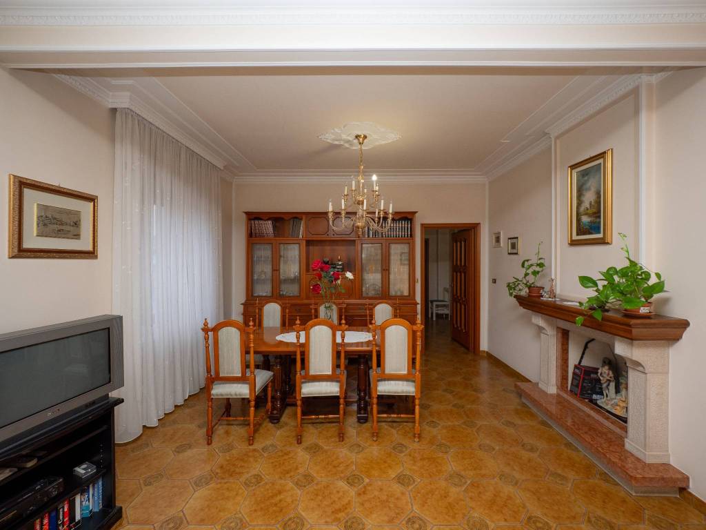 Appartamento a Moncalieri in Via Piero Maroncelli, 9 - Foto 3