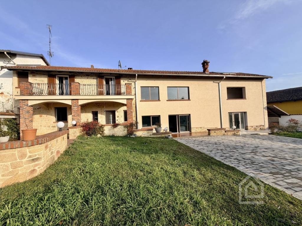 Casa indipendente a Crescentino in Strada San Grisante 7 - Foto 3