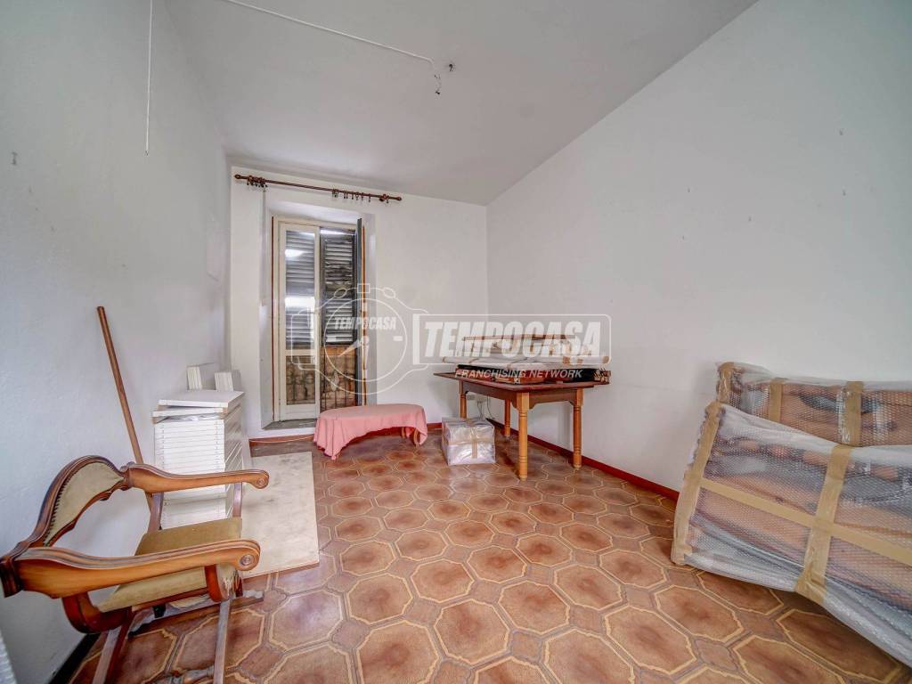 Appartamento a Carnago in Via Giuseppe Garibaldi 39 - Foto 2