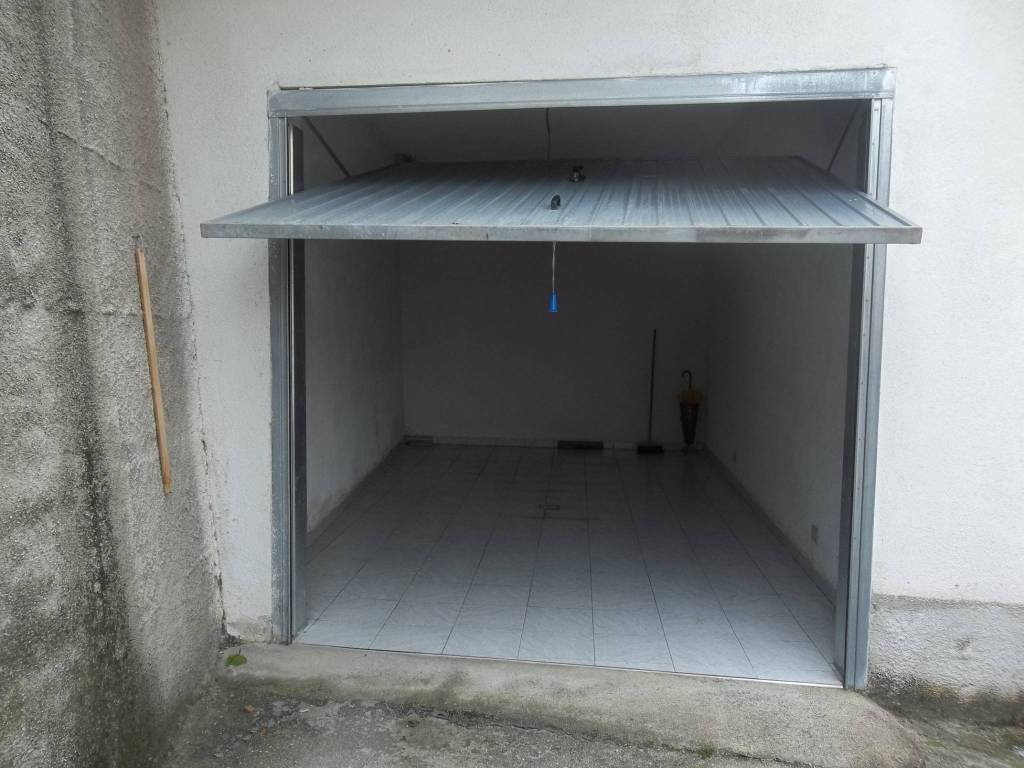 Villa a Marsico nuovo in Via Santa Lucia, 7 - Foto 4