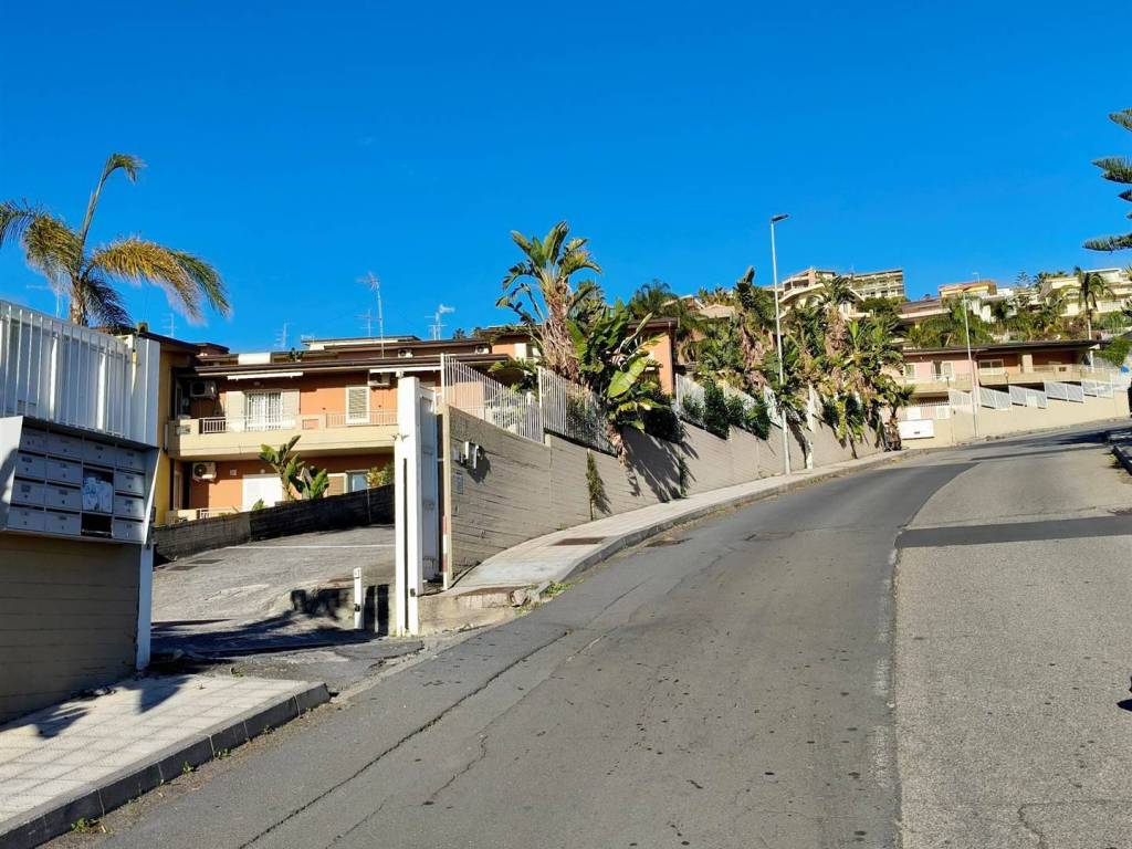 Appartamento a Aci castello in Via Ulisse - Foto 2