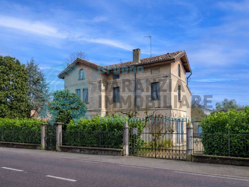Villa a San benedetto po in Via Trieste, 40 - Foto 2