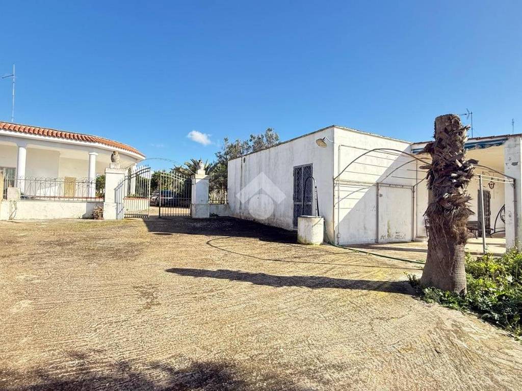 Casa indipendente a Racale in Via Leonardo da Vinci - Foto 5