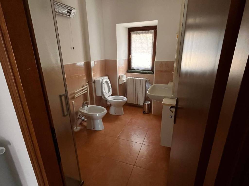 Casa indipendente a Berbenno di valtellina in Via Postalesio - Foto 3