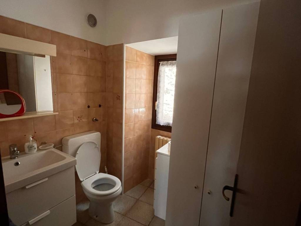 Casa indipendente a Berbenno di valtellina in Via Postalesio - Foto 5