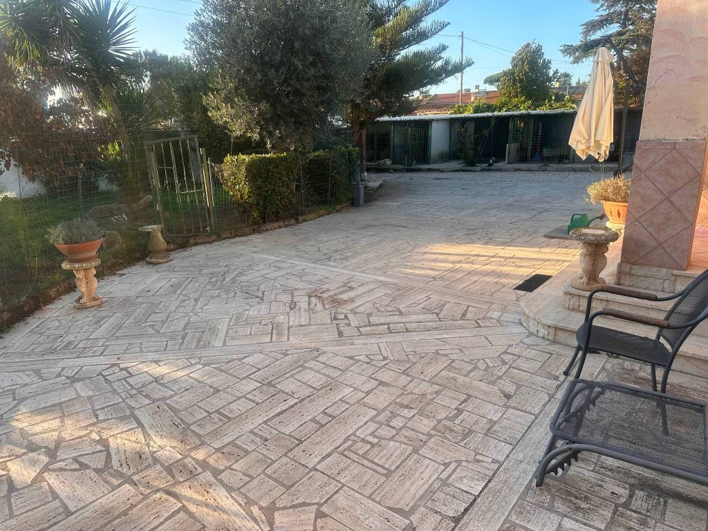 Casa indipendente a Ardea in Via della Caffarella - Foto 4