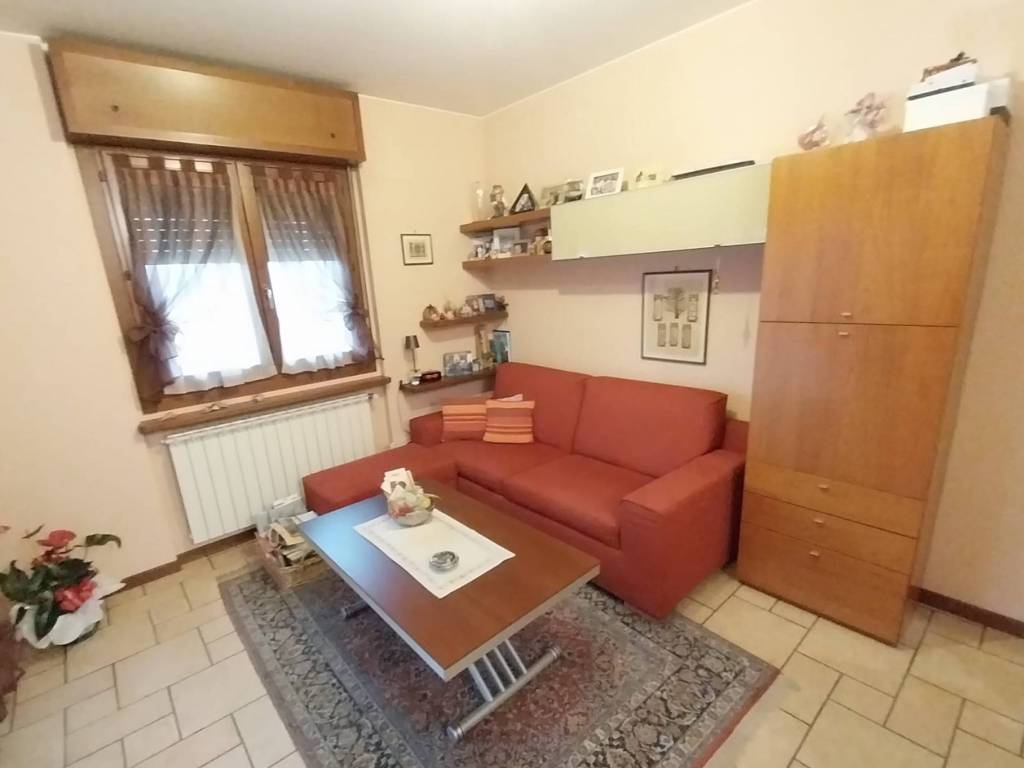 Appartamento a Bareggio in Via Monza, 2 - Foto 4