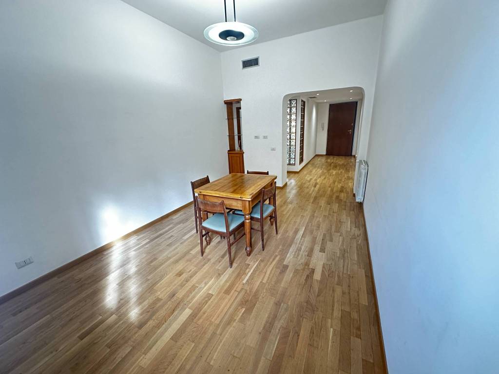 Appartamento a Cagliari in Via Vincenzo Bellini, 22 - Foto 5