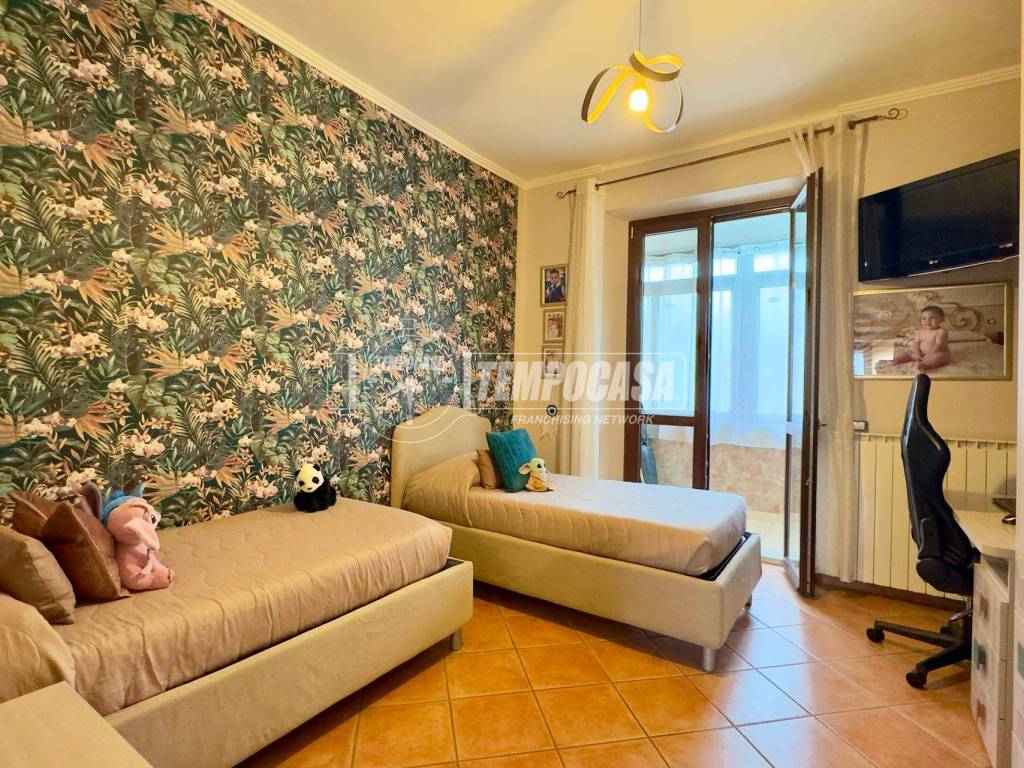 Appartamento a Piombino in Via Edmondo De Amicis - Foto 3