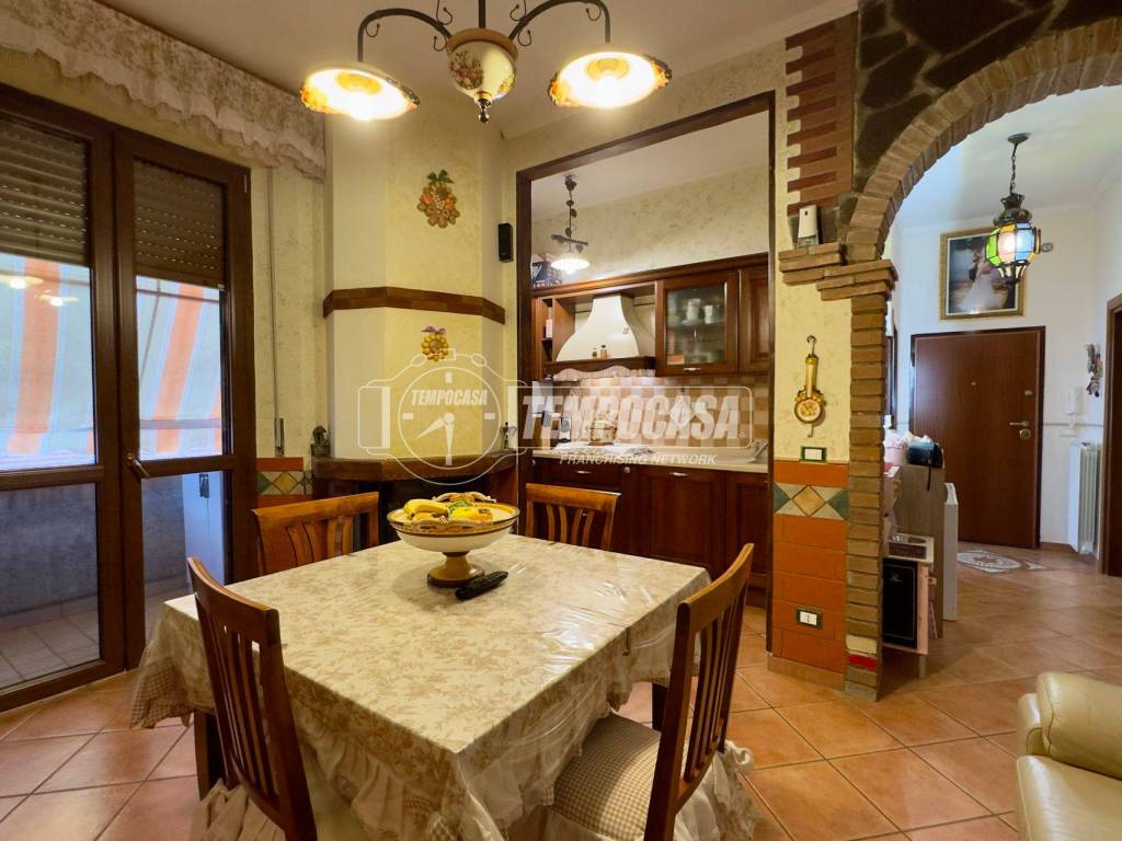 Appartamento a Piombino in Via Edmondo De Amicis - Foto 4