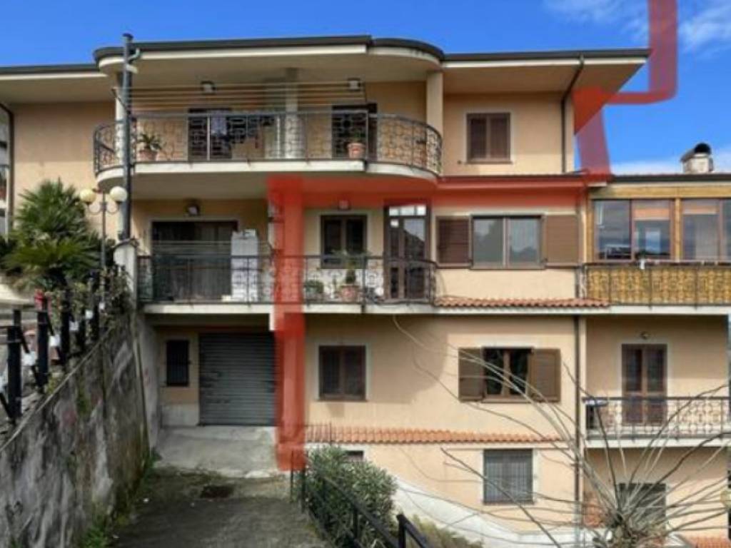 Villa a Catanzaro in Papa Giovanni XXIII - Foto 2