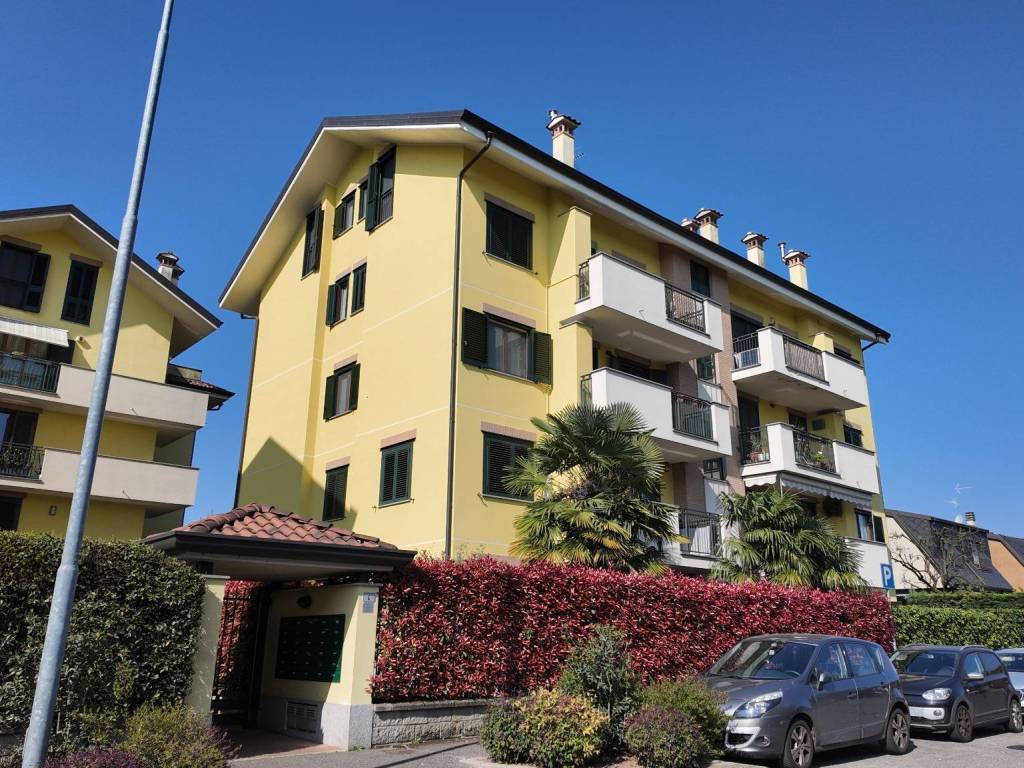 Appartamento a Arese in Via Torretta, 4 - Foto 2