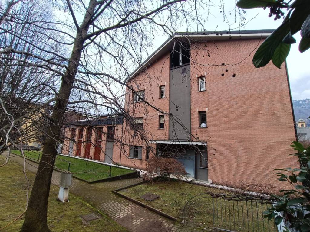 Appartamento a Como in Piazza Giovanni Paolo II - Foto 4