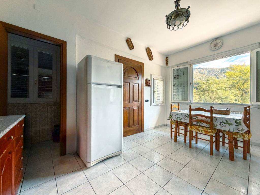 Appartamento a Omegna in Via Valle Strona, 34 - Foto 2