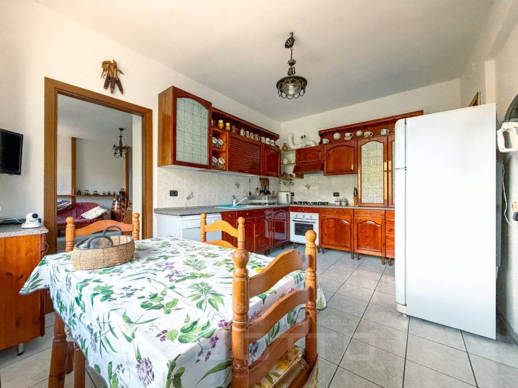 Appartamento a Omegna in Via Valle Strona, 34 - Foto 4