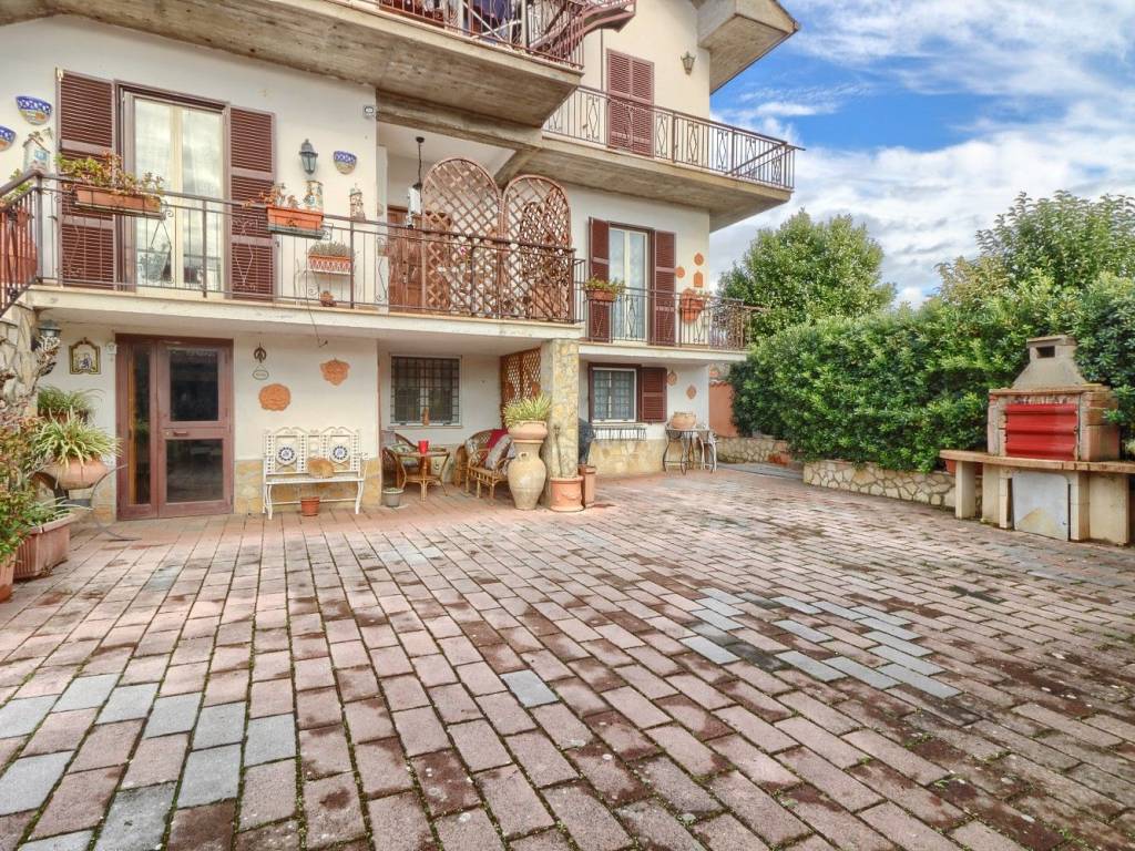 Villa a Tivoli in Via Tiburtina Valeria, 114 - Foto 4