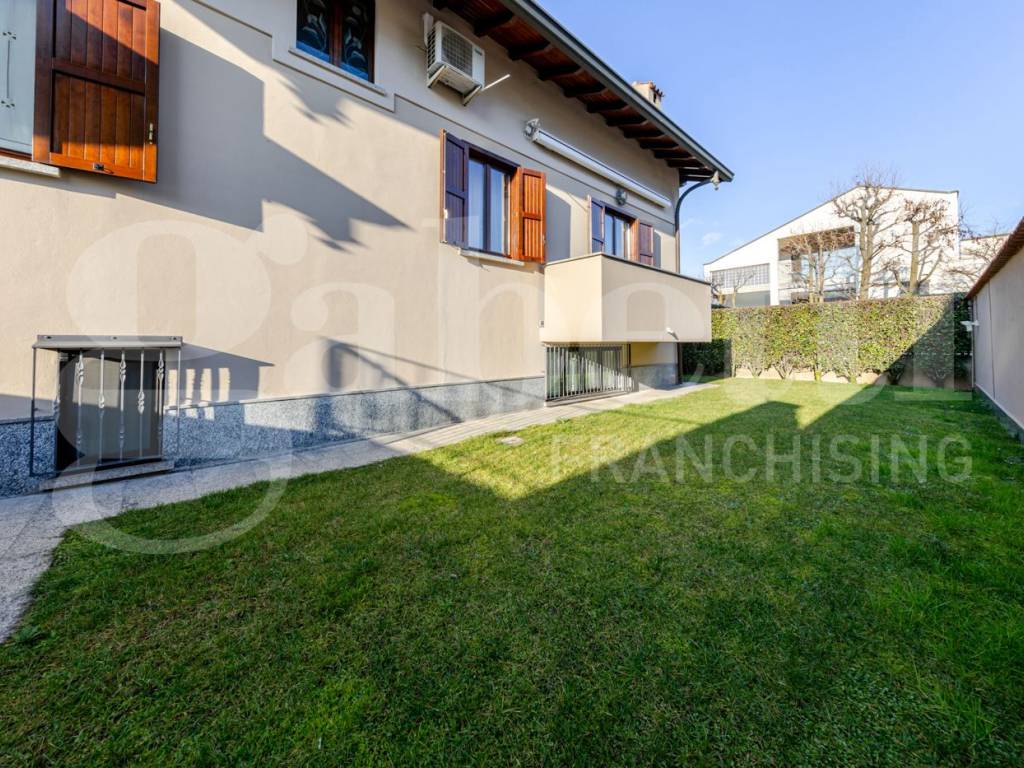 Villa a Parabiago in Via Friuli, 9 - Foto 4