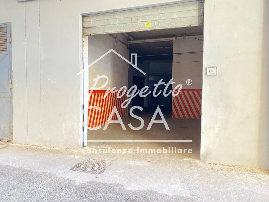 Box / garage a Portici in Via San Cristoforo - Foto 2