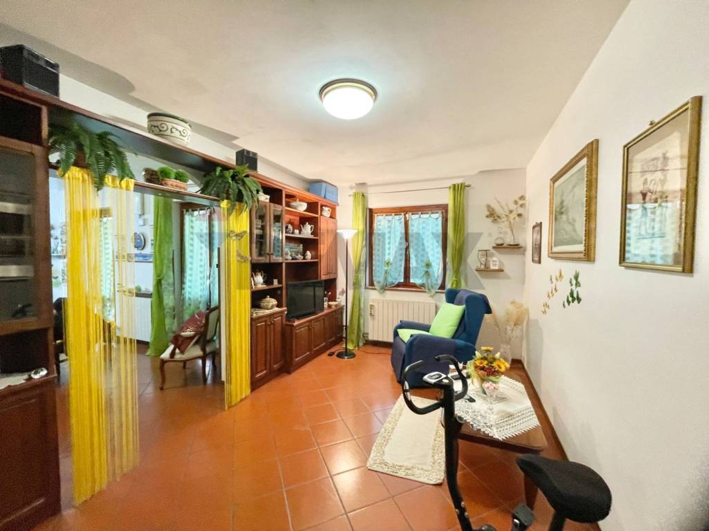 Appartamento a Dicomano in via armando cecchini, 33 - Foto 2