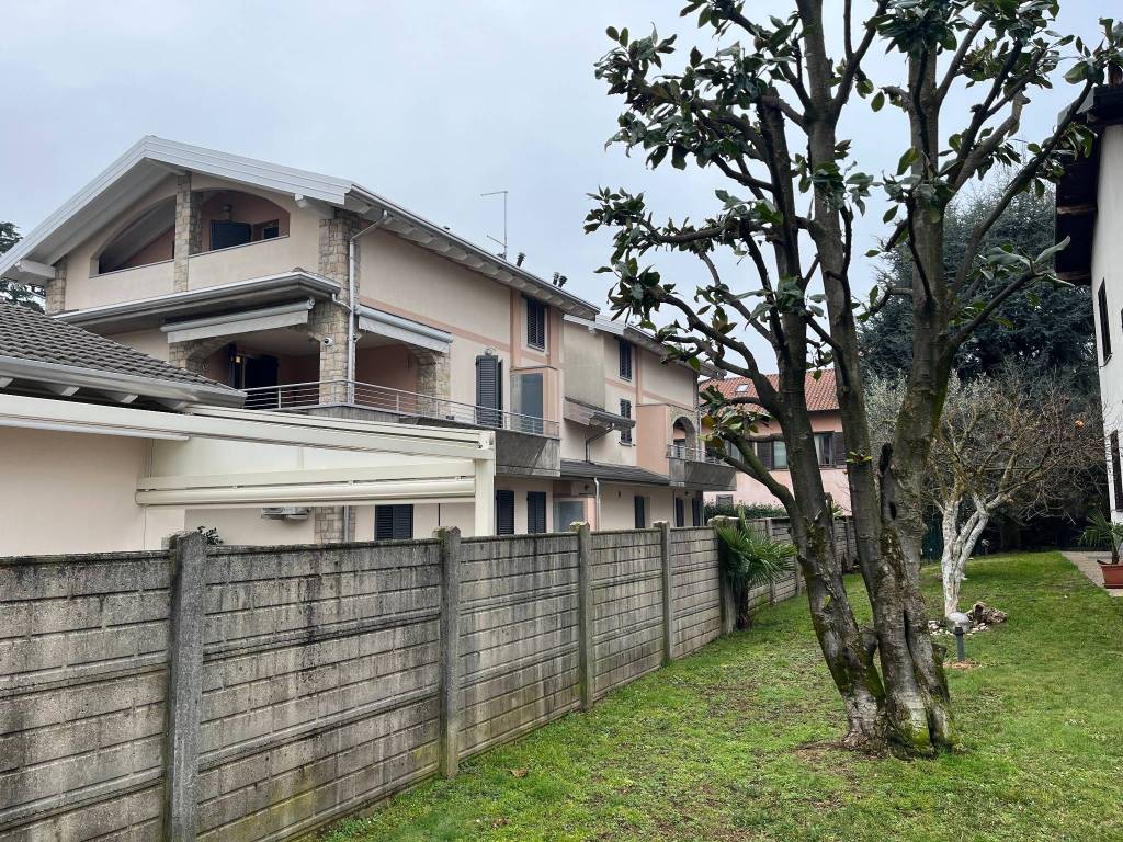 Appartamento a Dairago in Via Alfredo di Dio - Foto 3