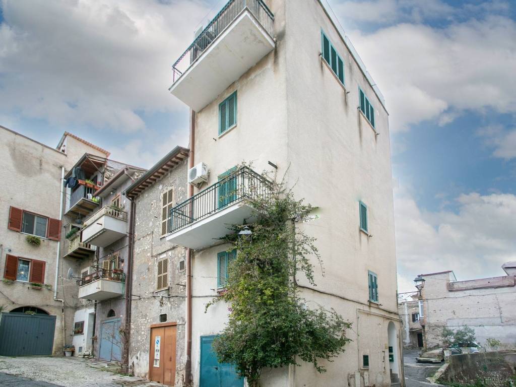Appartamento a Guidonia montecelio in Piazza dell'Olmo - Foto 3