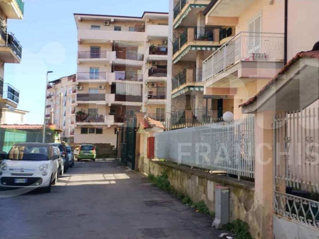 Palazzo / stabile a Aversa in Via corridoni - Foto 3