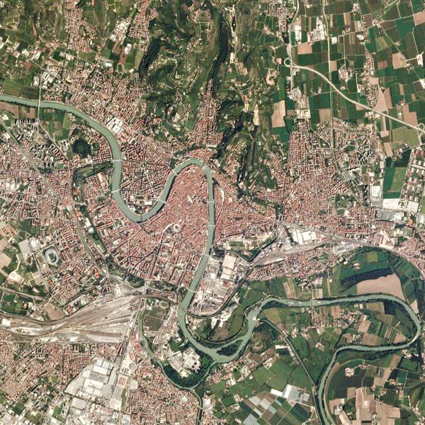 Appartamento a Verona in VIA PICCONO DELLA VALLE 15 - Foto 4