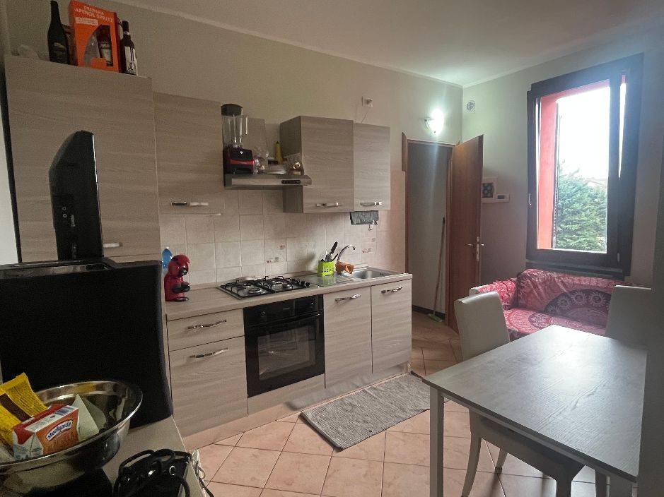 Appartamento a Lainate in Via Sarca - Foto 2