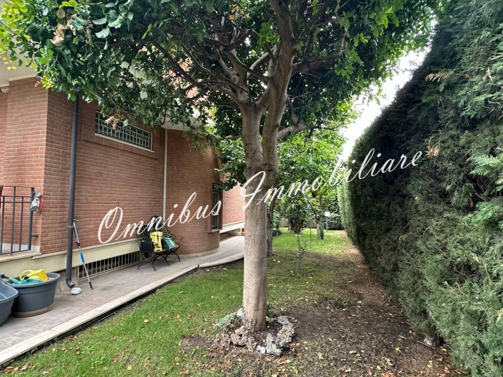 Villa a Foggia in Via Natale d'Agostino - Foto 3