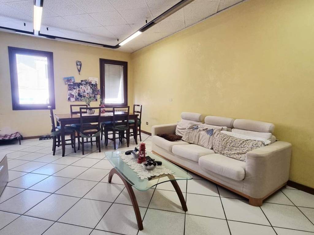 Appartamento a Chioggia in Corso del Popolo - Foto 2