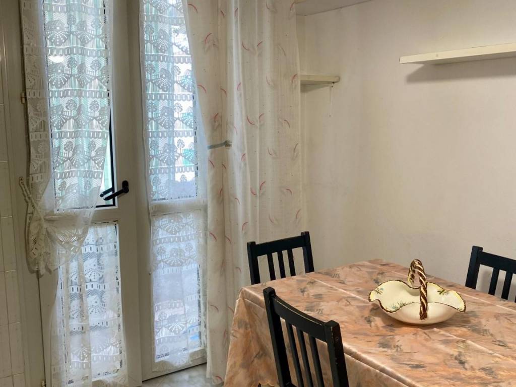Appartamento a Livorno in Via Moses Montefiore - Foto 2