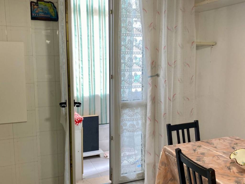 Appartamento a Livorno in Via Moses Montefiore - Foto 3