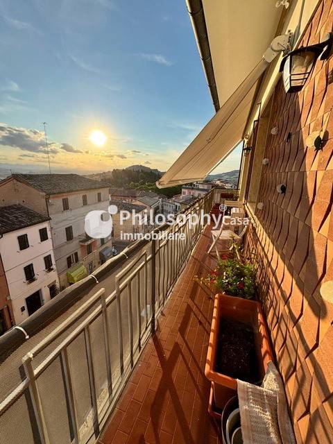 Appartamento a Osimo in Via Costa del Borgo - Foto 4