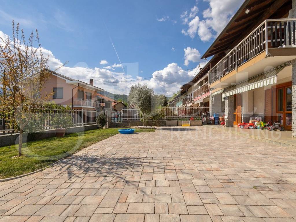 Villa a Piossasco in Via dei ranuncoli , 7 - Foto 3