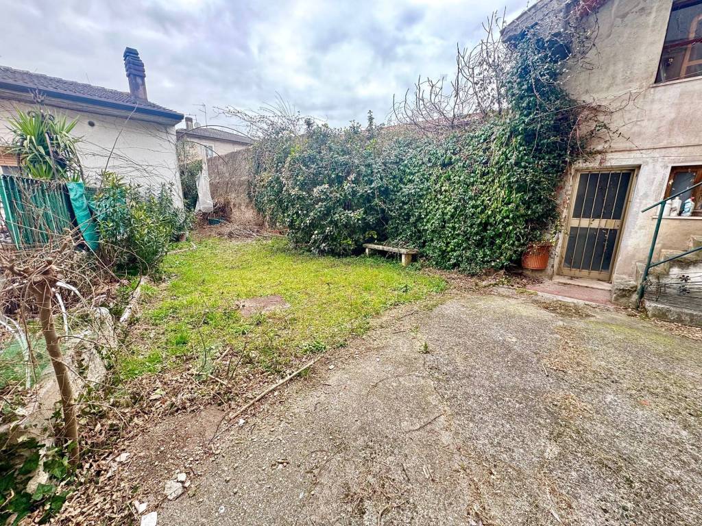 Casa indipendente a Villafranca di verona in Via Termine - Foto 3