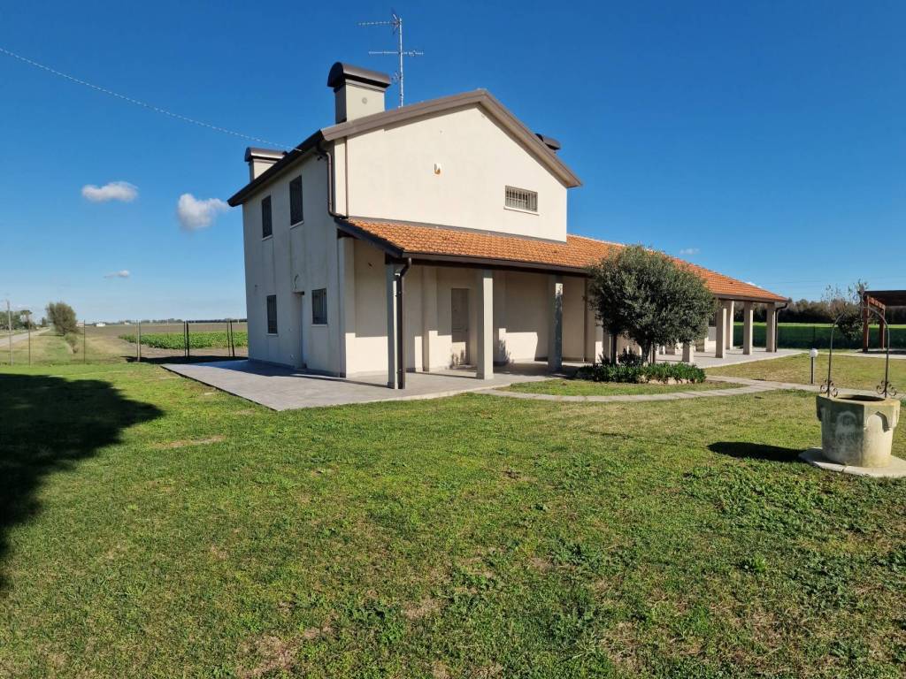 Villa a Comacchio in Via Valle Staffano - Foto 2