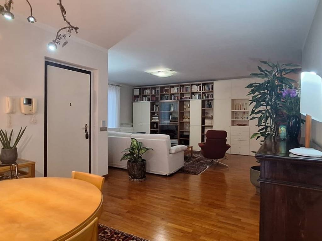 Appartamento a Galliate in Viale Dante Alighieri, 95 - Foto 4