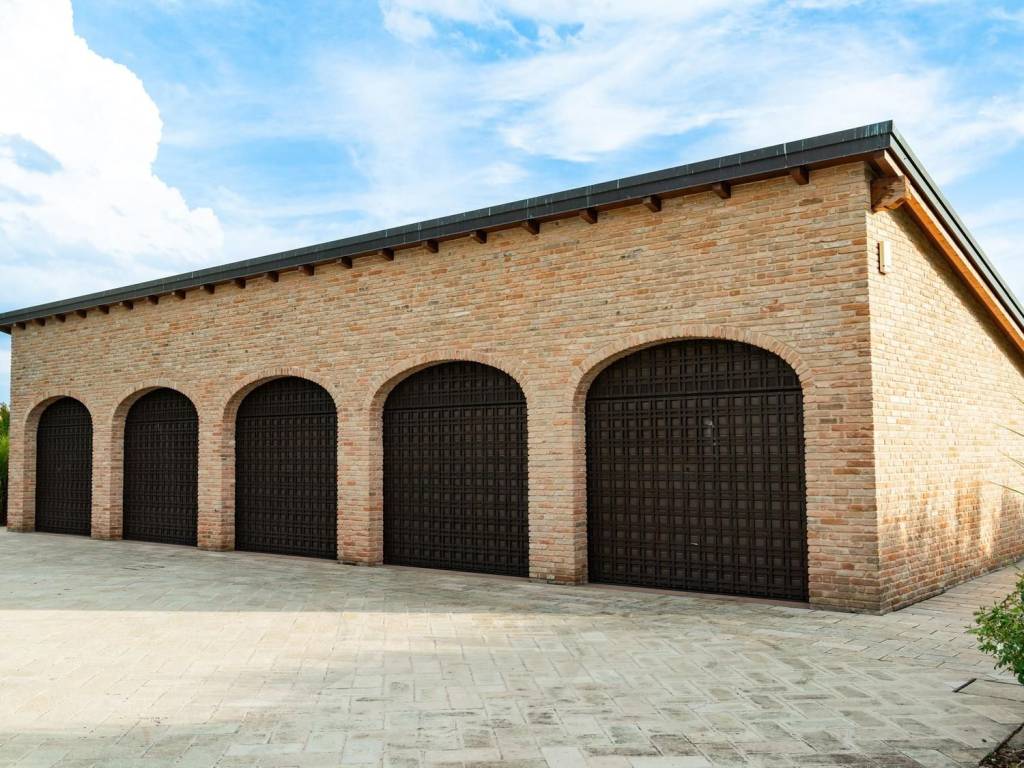Villa a Reggio emilia in Via Carlo Ruini, 5, 42122 Reggio Emilia RE, Italia - Foto 4